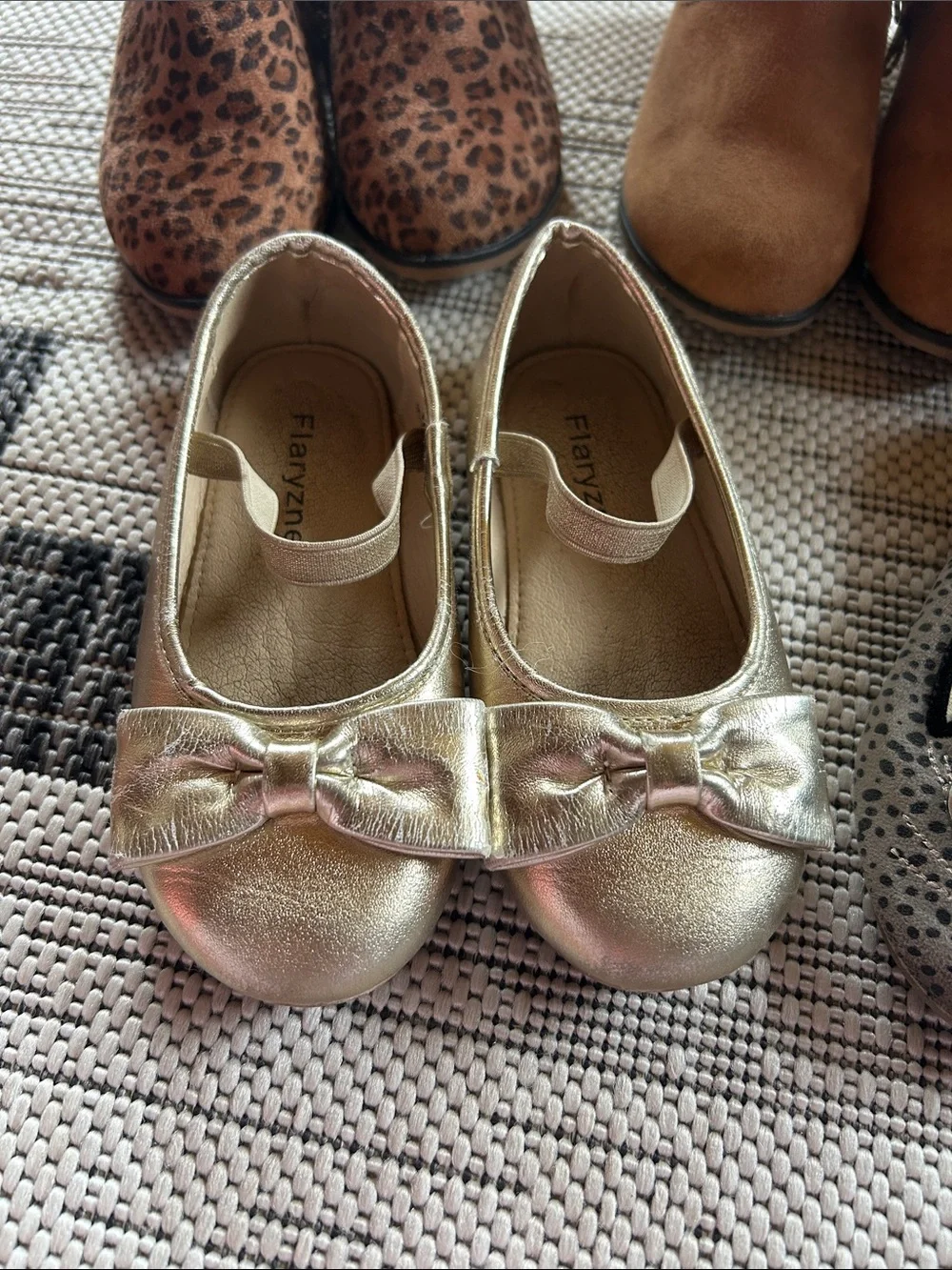 Girls size 9 boots (shoes) for fall